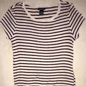 Maroon/Black striped t-shirt